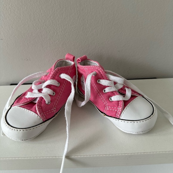 Converse baby all star size 3 11.5 sm pink  canvas - Picture 1 of 5